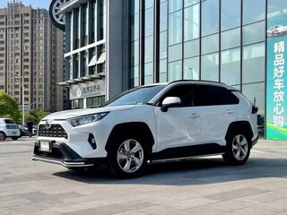 2020 Toyota RAV4 V (XA50), белый, 2412000 рублей, вид 1