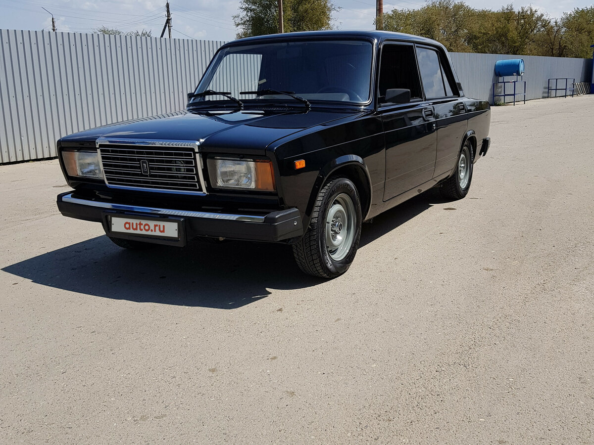 Черная ваз 2107