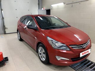 2015 Hyundai Solaris I Рестайлинг, красный, 1049000 рублей, вид 1