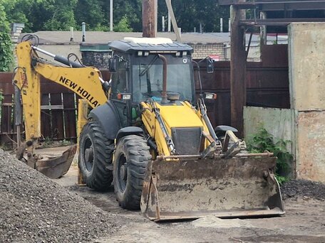 2019 New Holland B115B, 10000000 рублей, вид 1