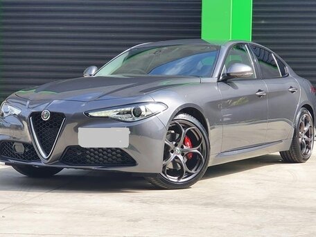 Альфа ромео джулия 2019