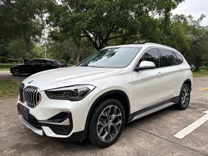 BMW X1 Long 20Li sDrive II (F48) Рестайлинг