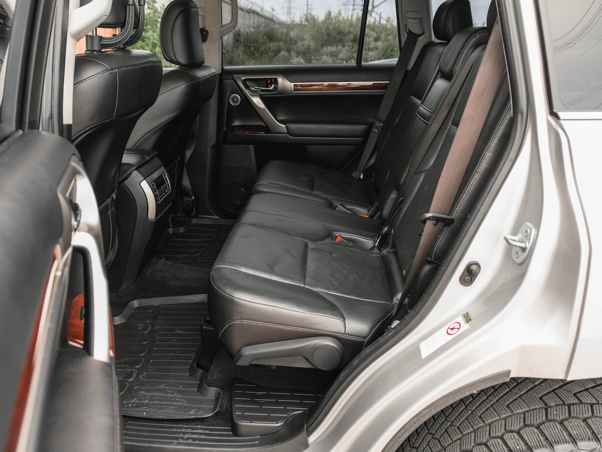 LEXUS GX - фото 13