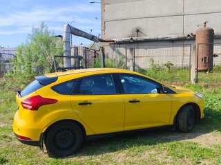 2017 Ford Focus III Рестайлинг, жёлтый, 630000 рублей, вид 1
