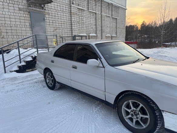 1995 Toyota Crown IX (S140), серый, 360000 рублей