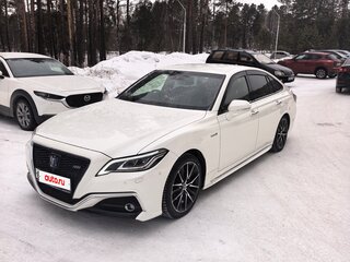 2018 Toyota Crown XV (S220), белый, 3250000 рублей, вид 1