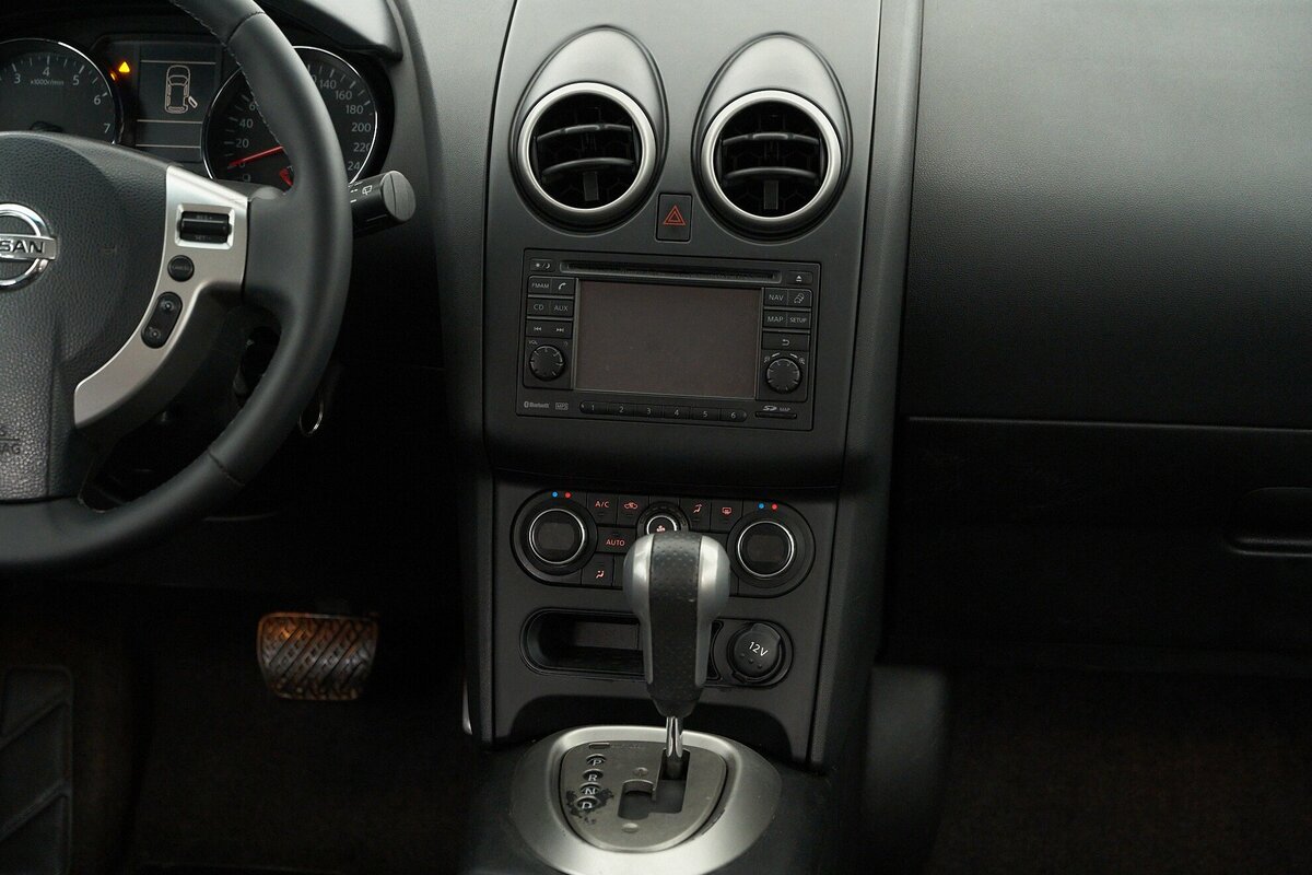 Nissan Qashqai 2012 2 0