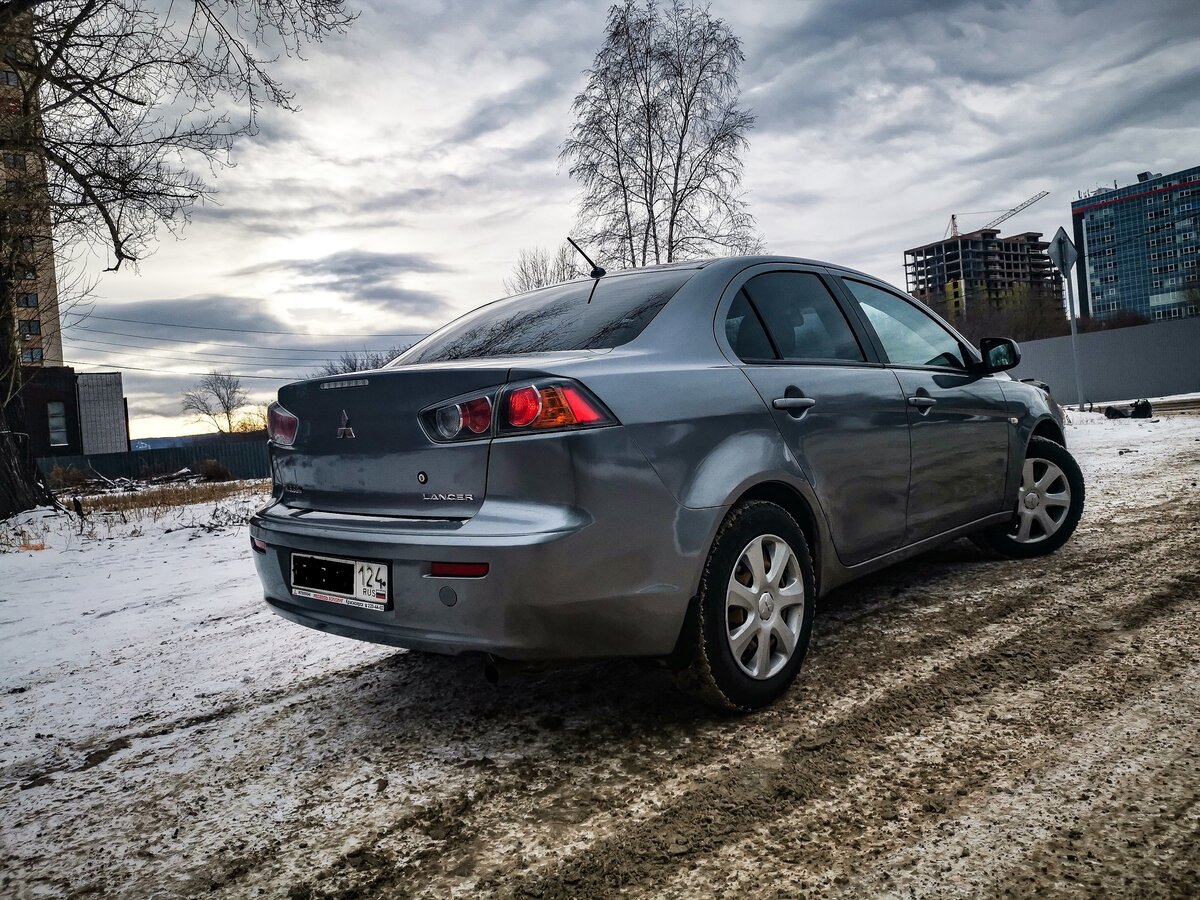 Что лучше тойота авенсис или митсубиси лансер - 94 фото