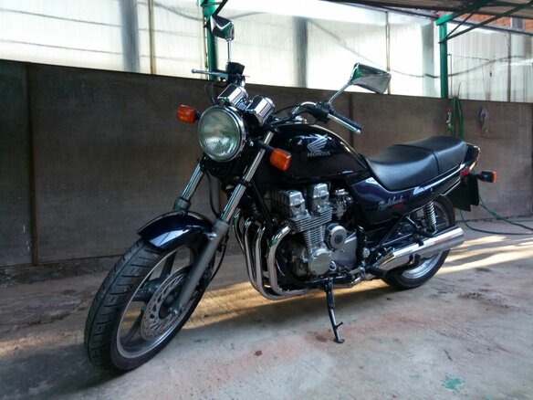 1992 Honda CB 750, синий