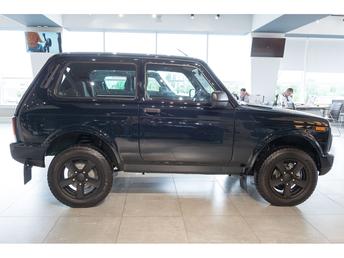 Купить новый Lada (ВАЗ) Niva Legend 2021-2025 1.7 MT (83 л.с.) 4WD бензин механи