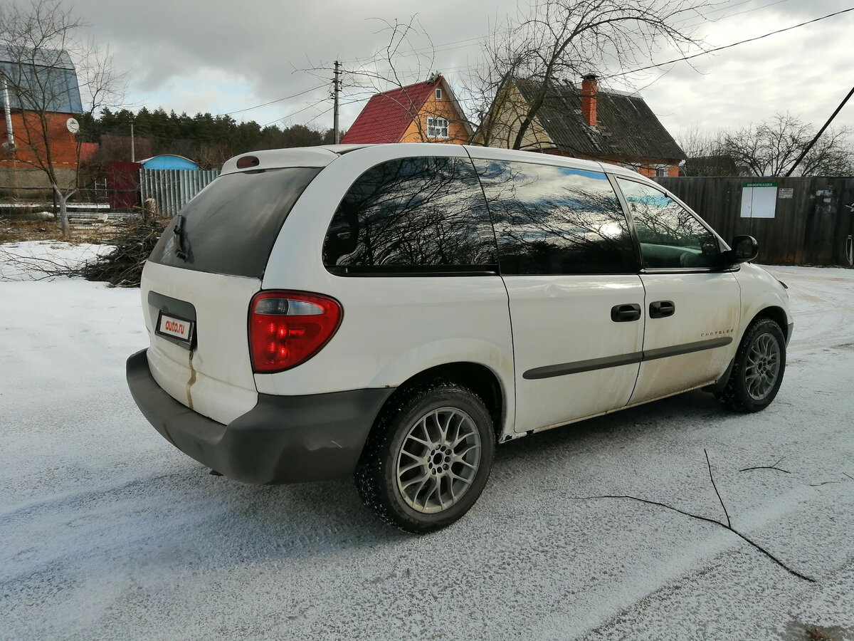 Купить б/у Chrysler Voyager IV 2.4 AT (150 л.с.) бензин