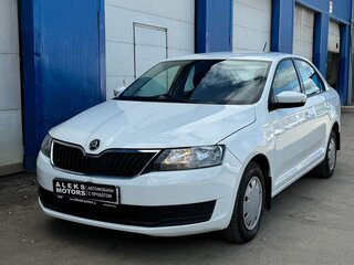 2018 Skoda Rapid I Рестайлинг, белый, 890000 рублей, вид 1