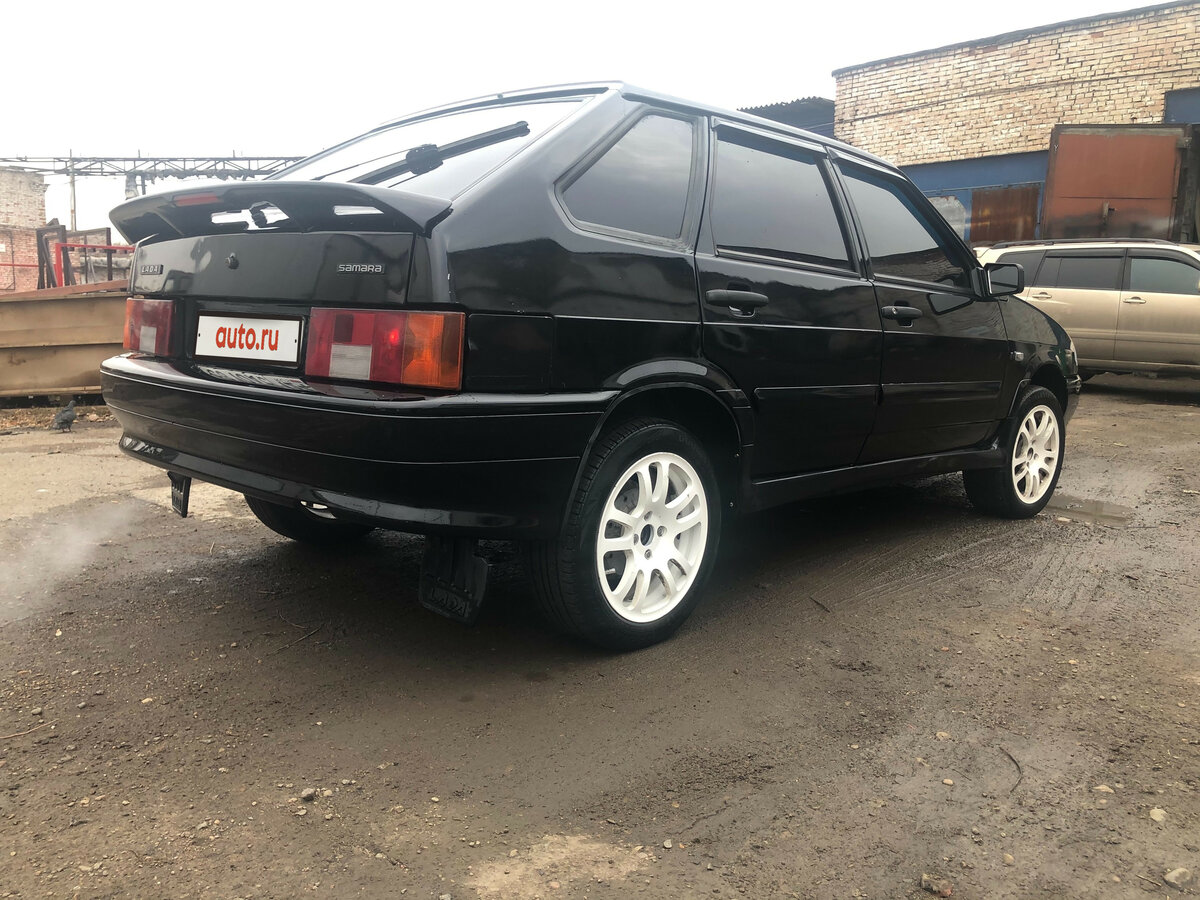 Lada 2114 черная