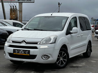 2013 Citroen Berlingo II Рестайлинг, белый, 650000 рублей, вид 1