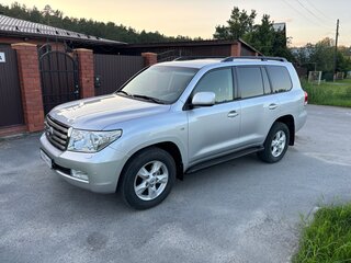 2010 Toyota Land Cruiser 200 Series, серебристый, 3600000 рублей, вид 1