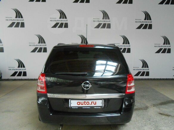 Купить б/у Opel Zafira B Рестайлинг 1.8 MT (140 л.с.) бензин механика в ...