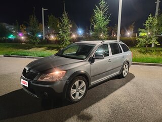 2012 Skoda Octavia Scout II (A5) Рестайлинг, серый, 980000 рублей, вид 1