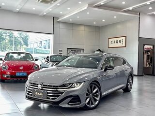 2021 Volkswagen Passat CC 380 TSI II Рестайлинг, серебристый, 3108503 рублей, вид 1
