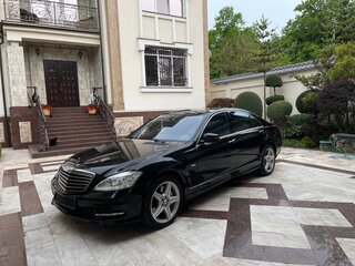 2011 Mercedes-Benz S-Класс 500 Long V (W221) Рестайлинг, чёрный, 3500000 рублей, вид 1
