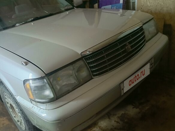 1995 Toyota Crown X (S150), серый, 500000 рублей - вид 1