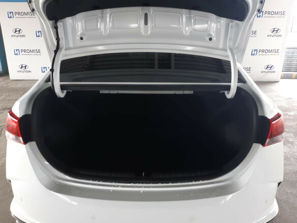 2020 Hyundai Solaris II Рестайлинг, белый - вид 4