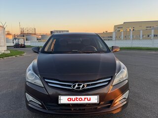 2015 Hyundai Solaris I Рестайлинг, коричневый, 1050000 рублей, вид 1
