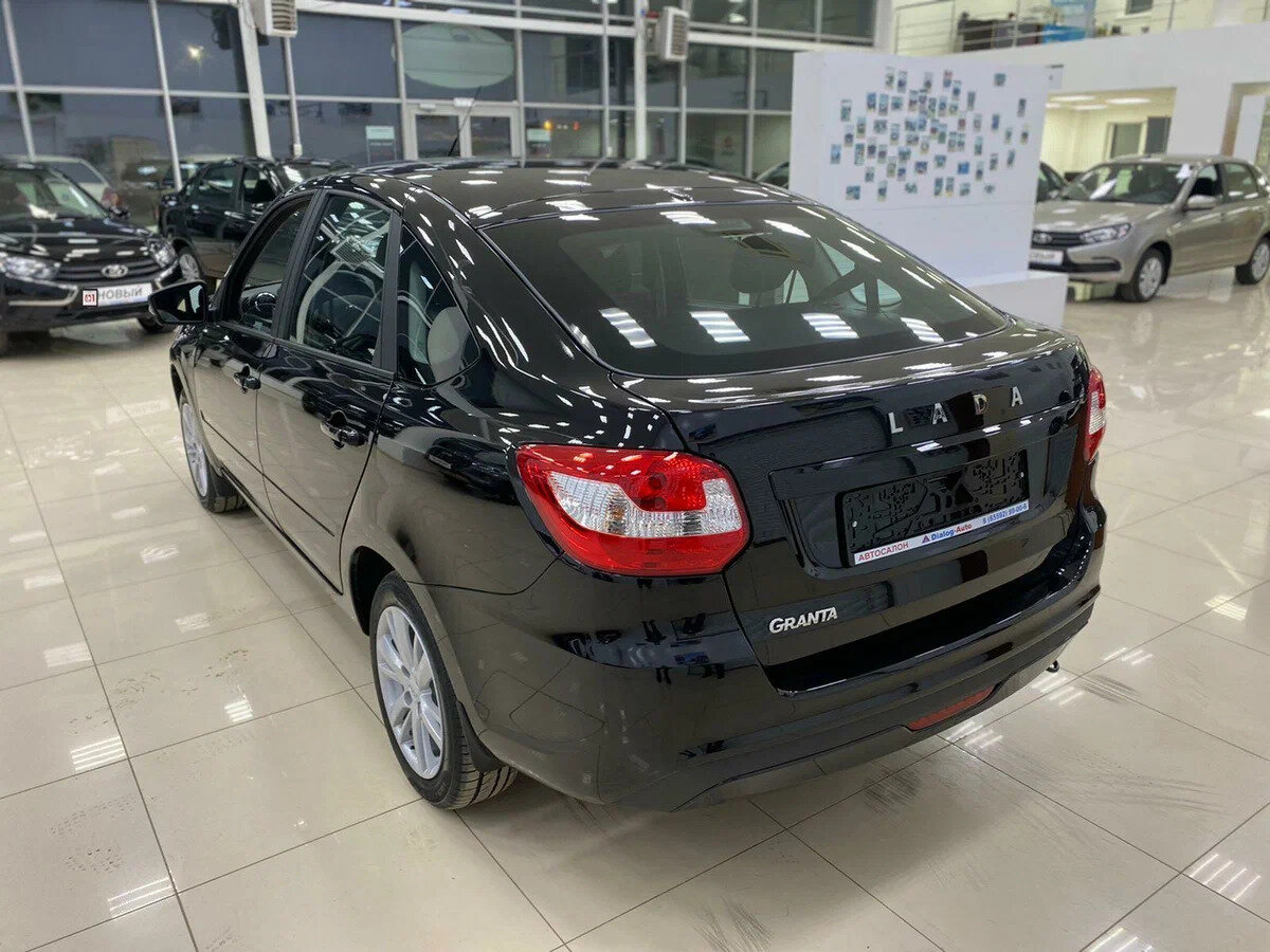 Купить б/у Lada (ВАЗ) Granta I Рестайлинг 1.6 MT (90 л.с.) бензин ...