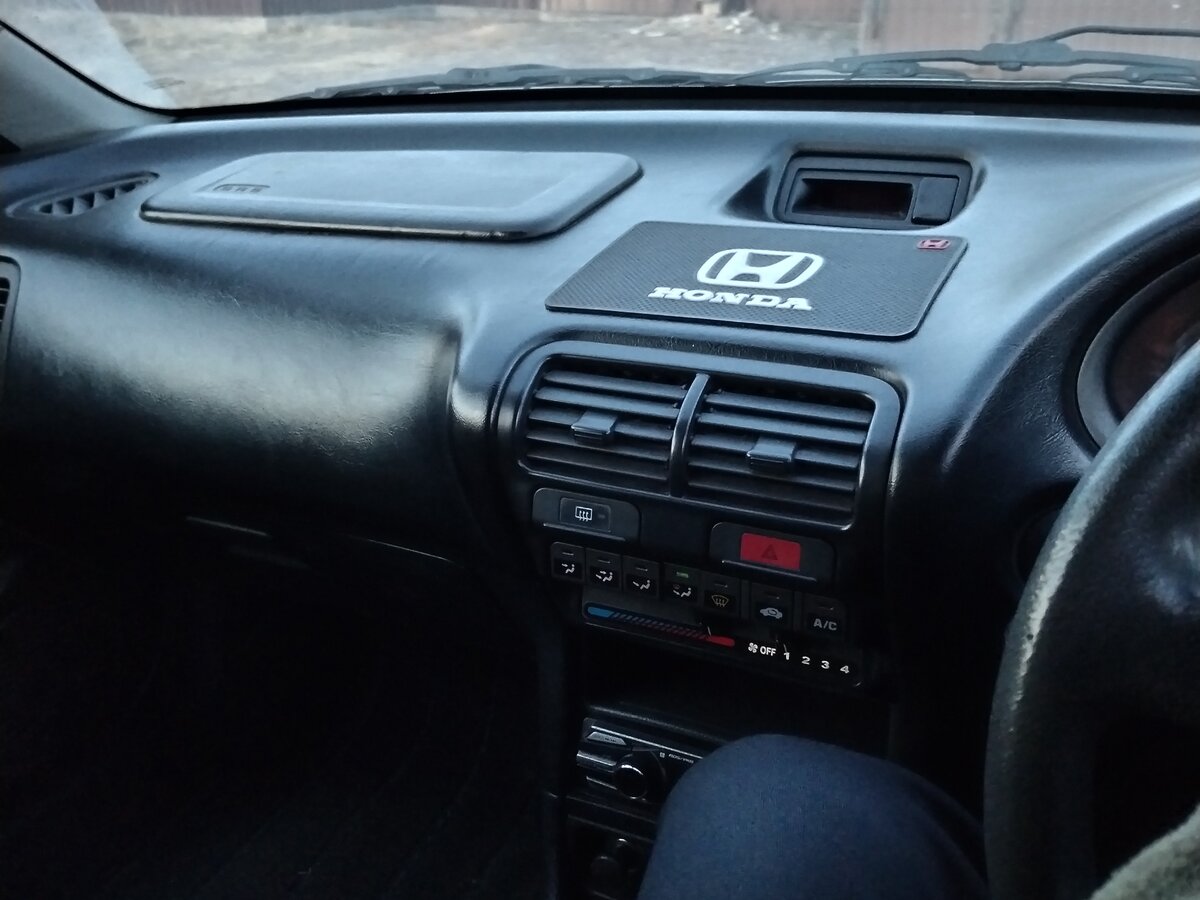 Купить б/у Honda Integra III Рестайлинг 1.6 MT (120 л.с.) бензин ...