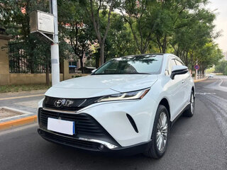 2022 Toyota Harrier IV (XU80), белый, 2760000 рублей, вид 1