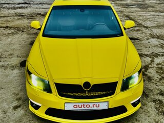 2010 Skoda Octavia RS II Рестайлинг, жёлтый, 1750000 рублей, вид 3