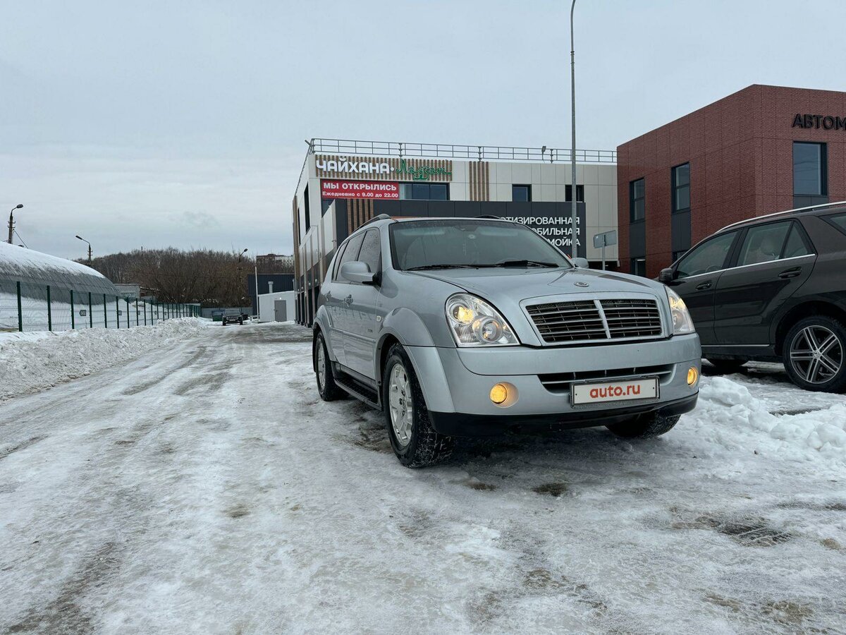 Купить б/у SsangYong Rexton II 2.7d AT (186 л.с.) 4WD дизель автомат в ...