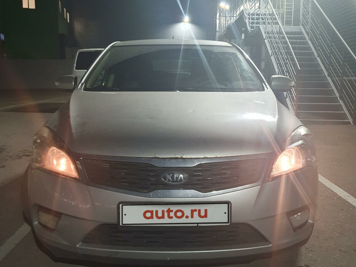 Купить б/у Kia Ceed I Рестайлинг 1.6 AT (122 л.с.) бензин автомат в ...
