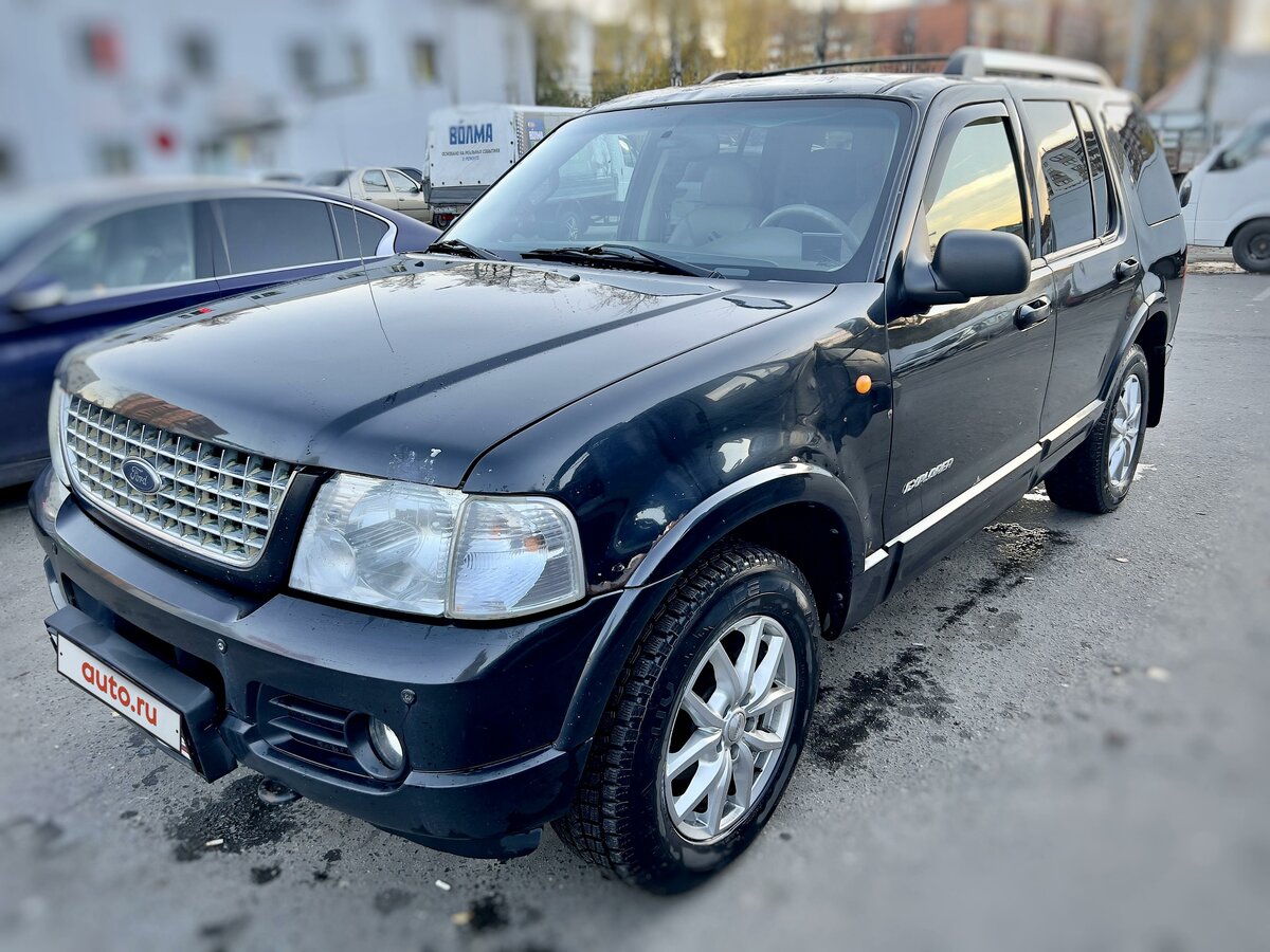 Ford Explorer 3 5 at