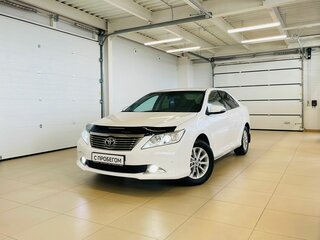 2012 Toyota Camry VII (XV50), белый, 1999999 рублей, вид 1