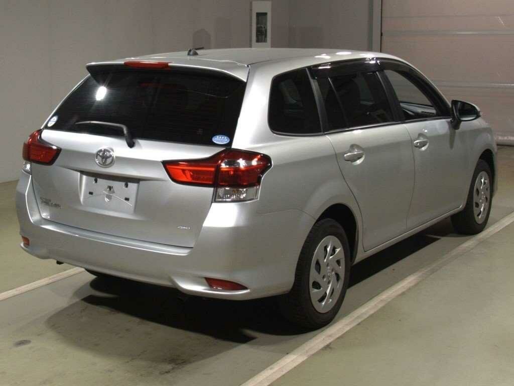 Toyota Corolla Fielder 2018