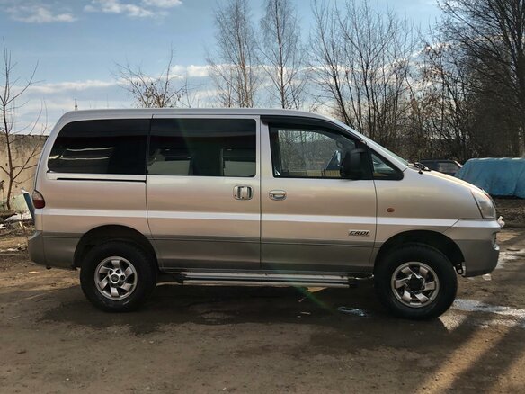 2006 Hyundai Starex I Рестайлинг 2, серебристый - вид 3
