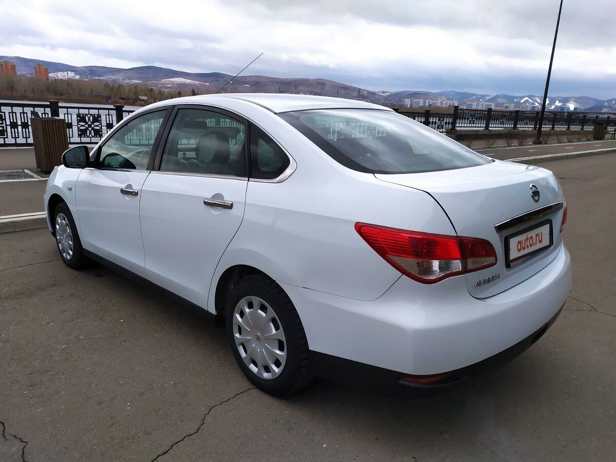 Nissan almera iii g15