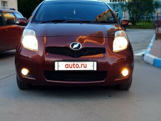 2010 Toyota Vitz II (XP90), пурпурный, 700000 рублей, вид 5