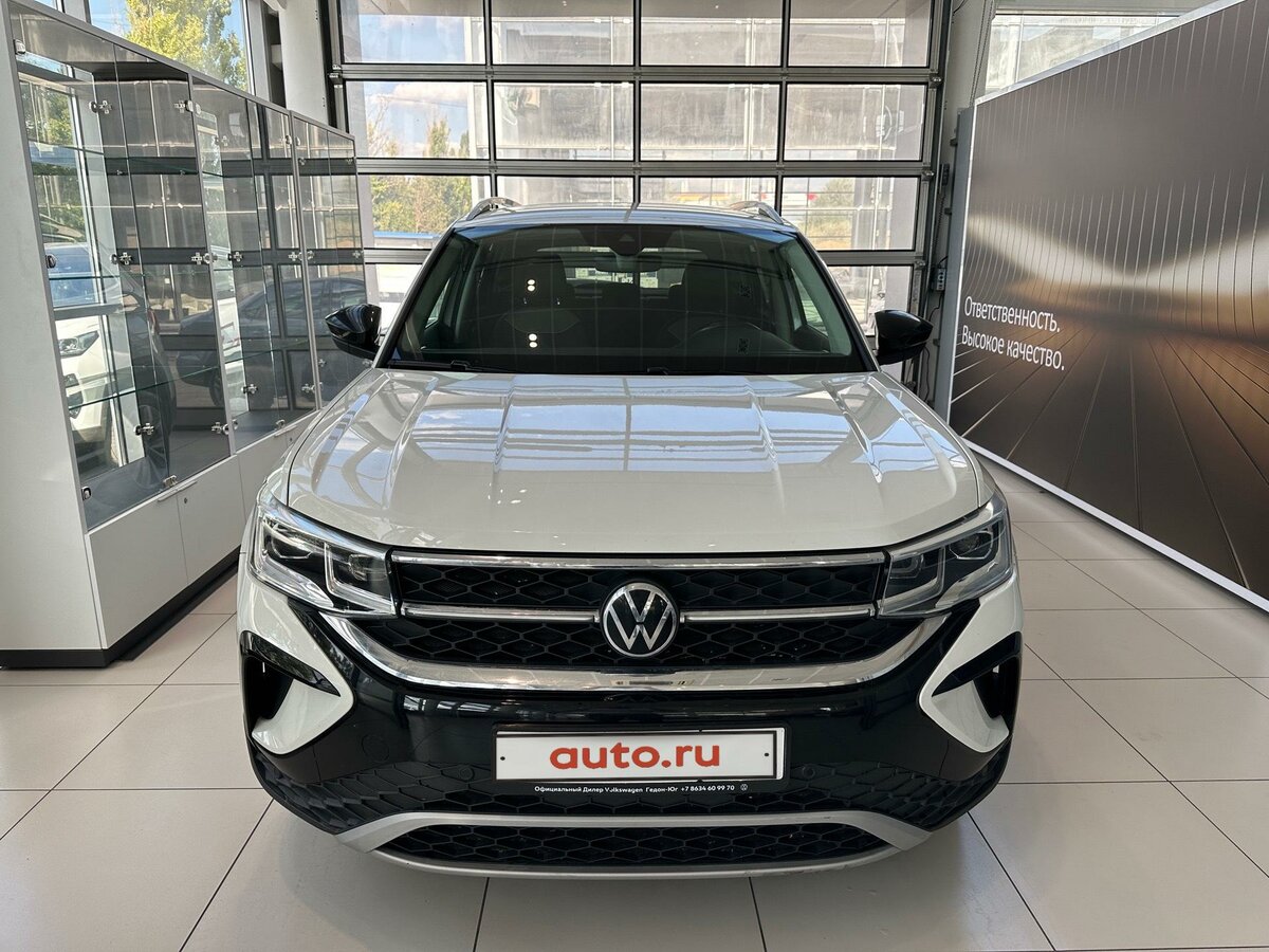 Купить б/у Volkswagen Taos 2020-н.в. 1.4 AT (150 л.с.) бензин автомат в ...