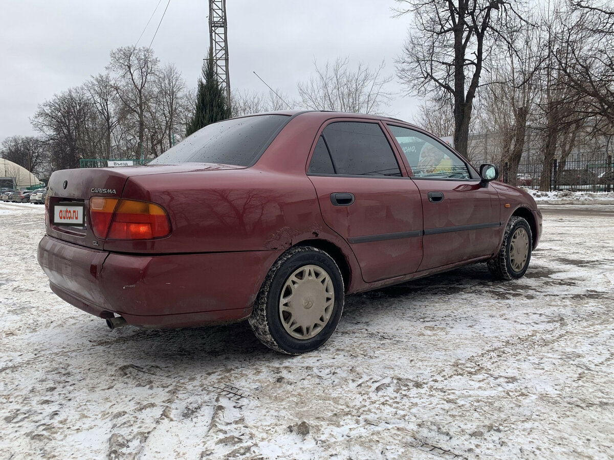 Купить б/у Mitsubishi Carisma I 1.6 MT (90 л.с.) бензин