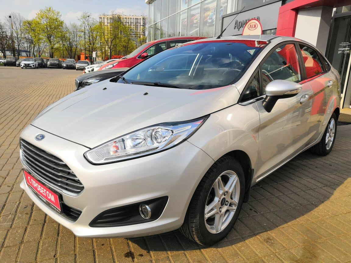 Ford Fiesta mk6 2015