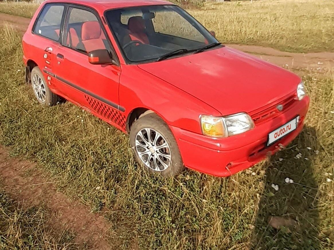 Купить б/у Toyota Starlet IV (P80) 1.3 AT (100 л.с.) 4WD бензин автомат ...