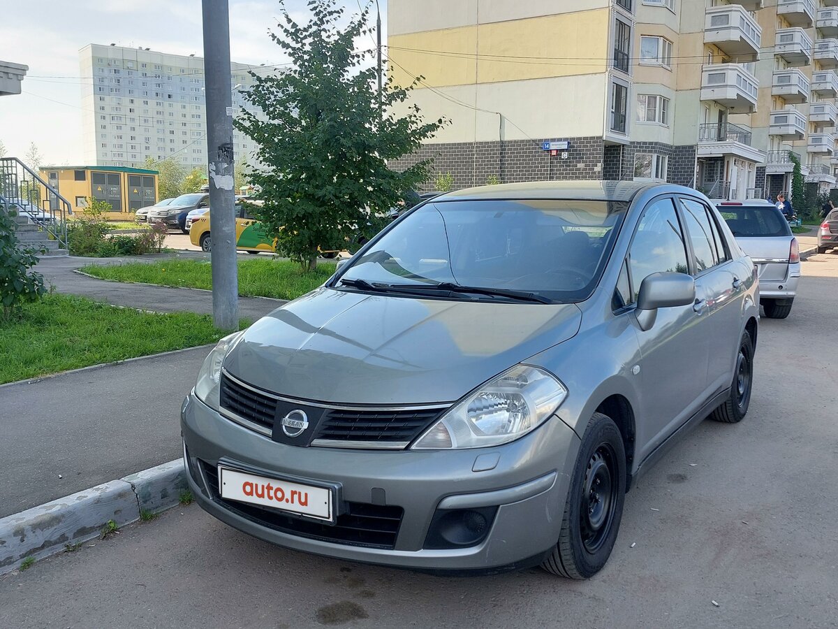 Ниссан Тиида 2007 хэтчбек