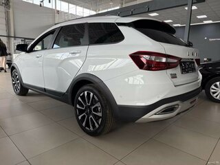 2025 Lada (ВАЗ) Vesta SW Cross I Рестайлинг (NG), белый, 2197000 рублей, вид 4