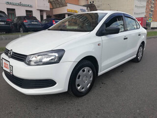 2015 Volkswagen Polo V, белый, 300000 рублей, вид 1