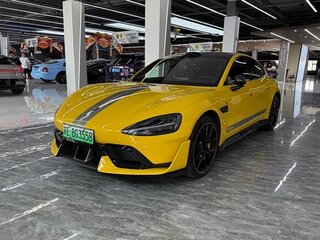 2025 Xiaomi SU7 Ultra, жёлтый, 9160000 рублей, вид 1