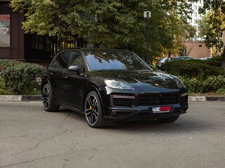 2019 Porsche Cayenne Turbo S E-Hybrid III, чёрный, 11900000 рублей, вид 1