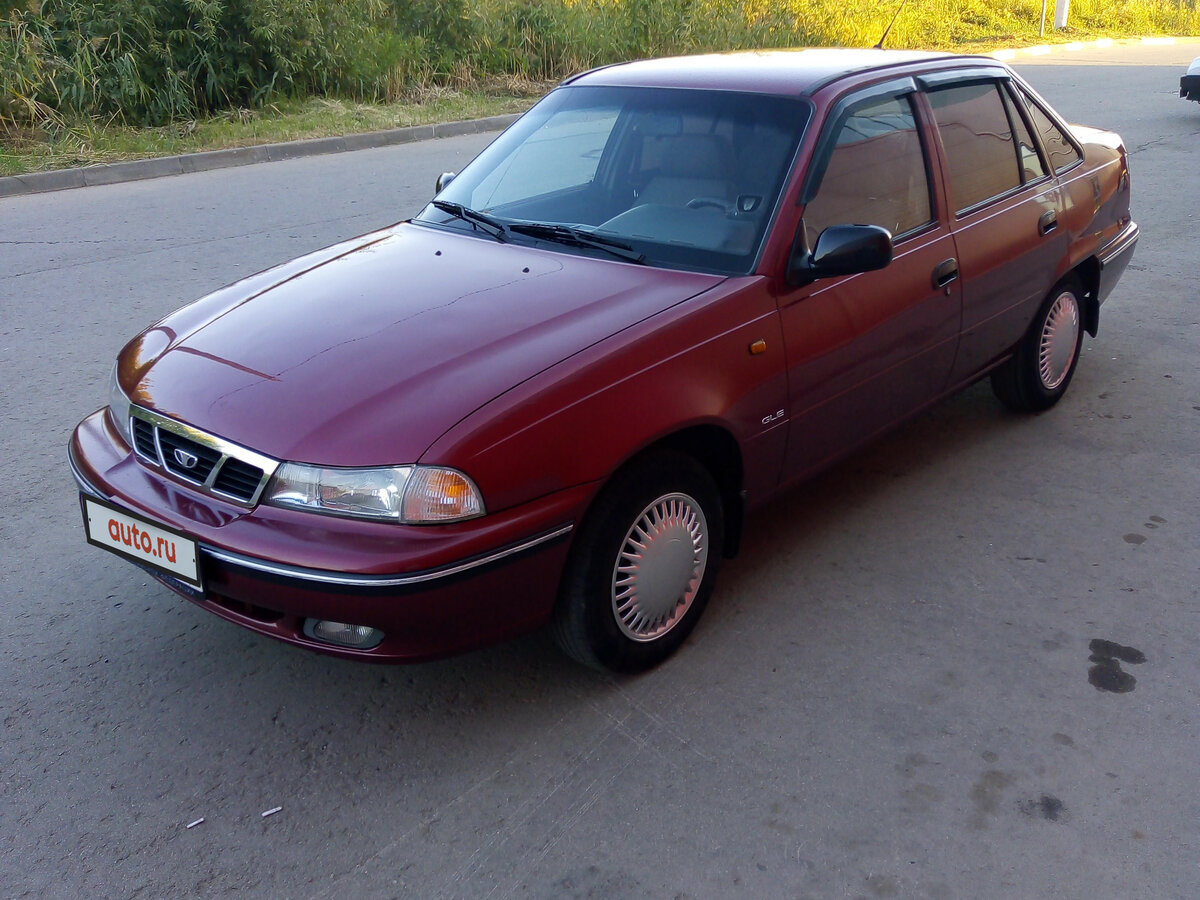 Машина Daewoo Nexia 2008
