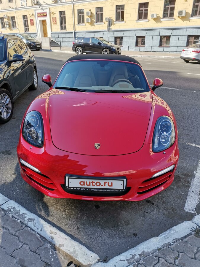 Porsche boxster 981 красный