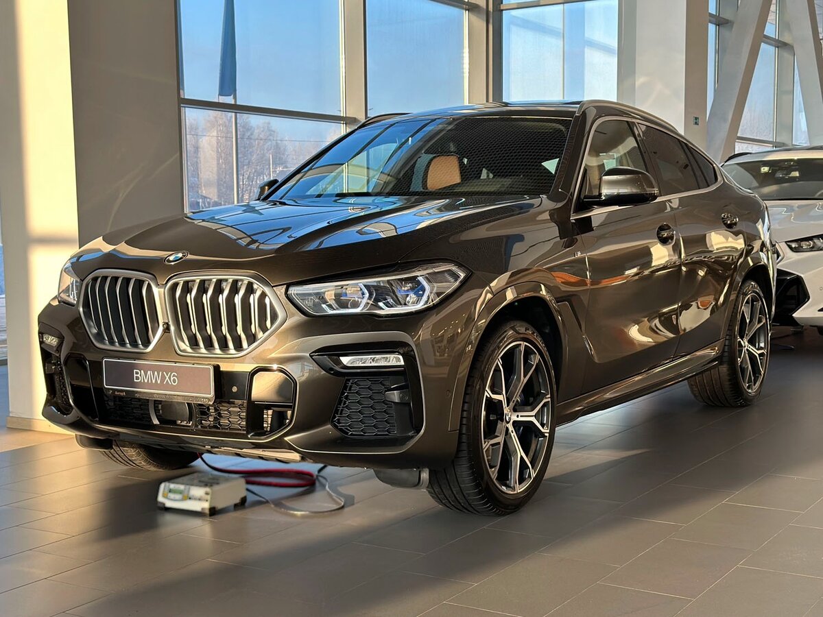 Купить б/у BMW X6 III (G06) 30d 3.0d AT (286 л.с.) 4WD дизель автомат в ...
